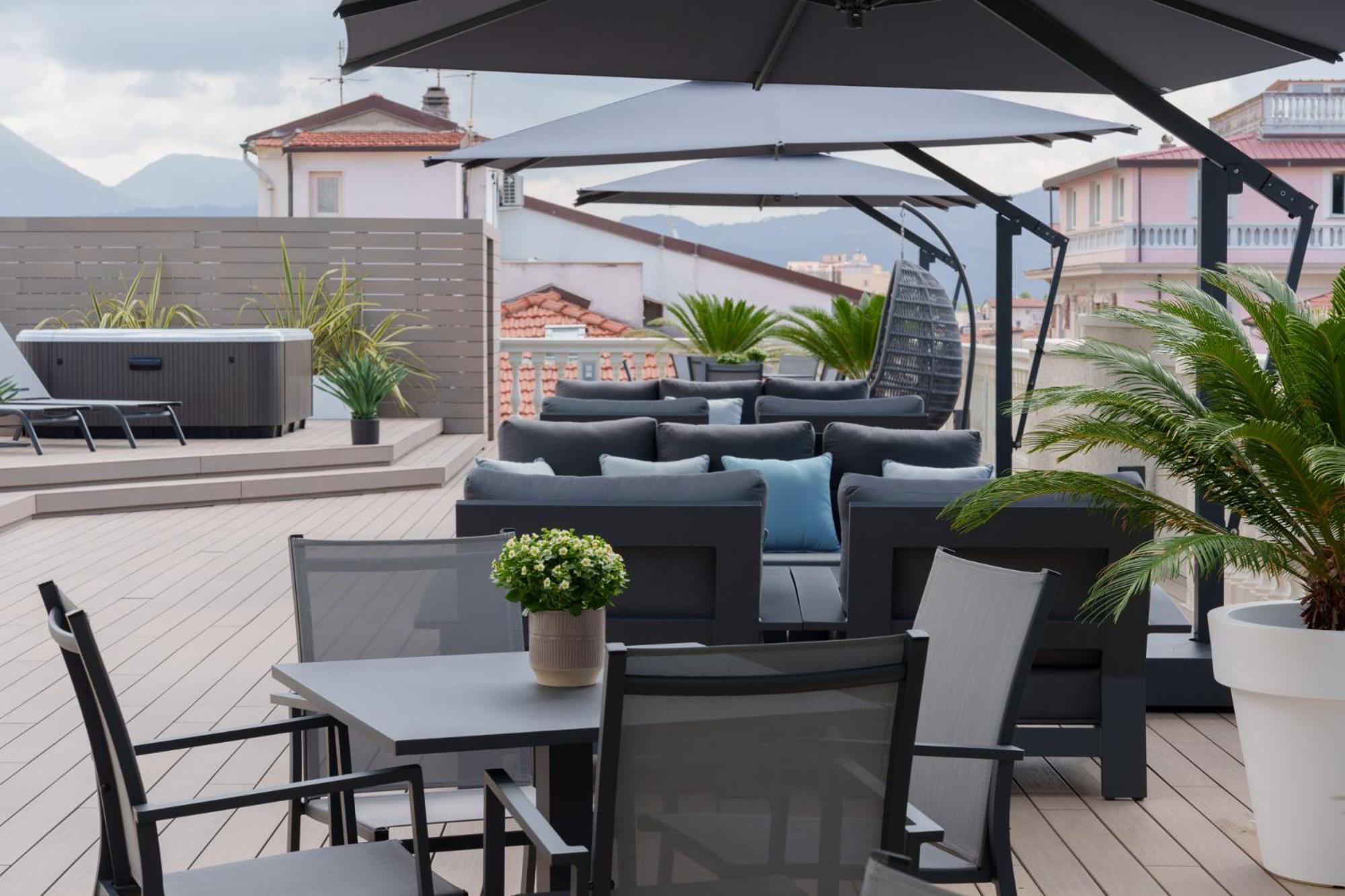 VI Suites Viareggio Exterior foto